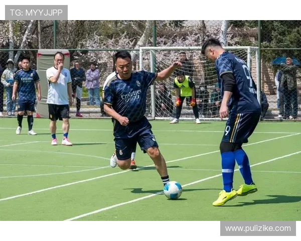 第九届中国职工足球联赛总决赛在佛山激情开幕全国职工绿茵争锋共逐梦想